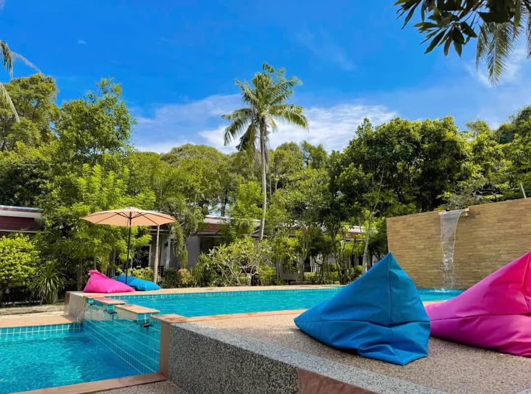 Pana Long Beach Resort - Sha Plus Ko Lanta Extérieur photo