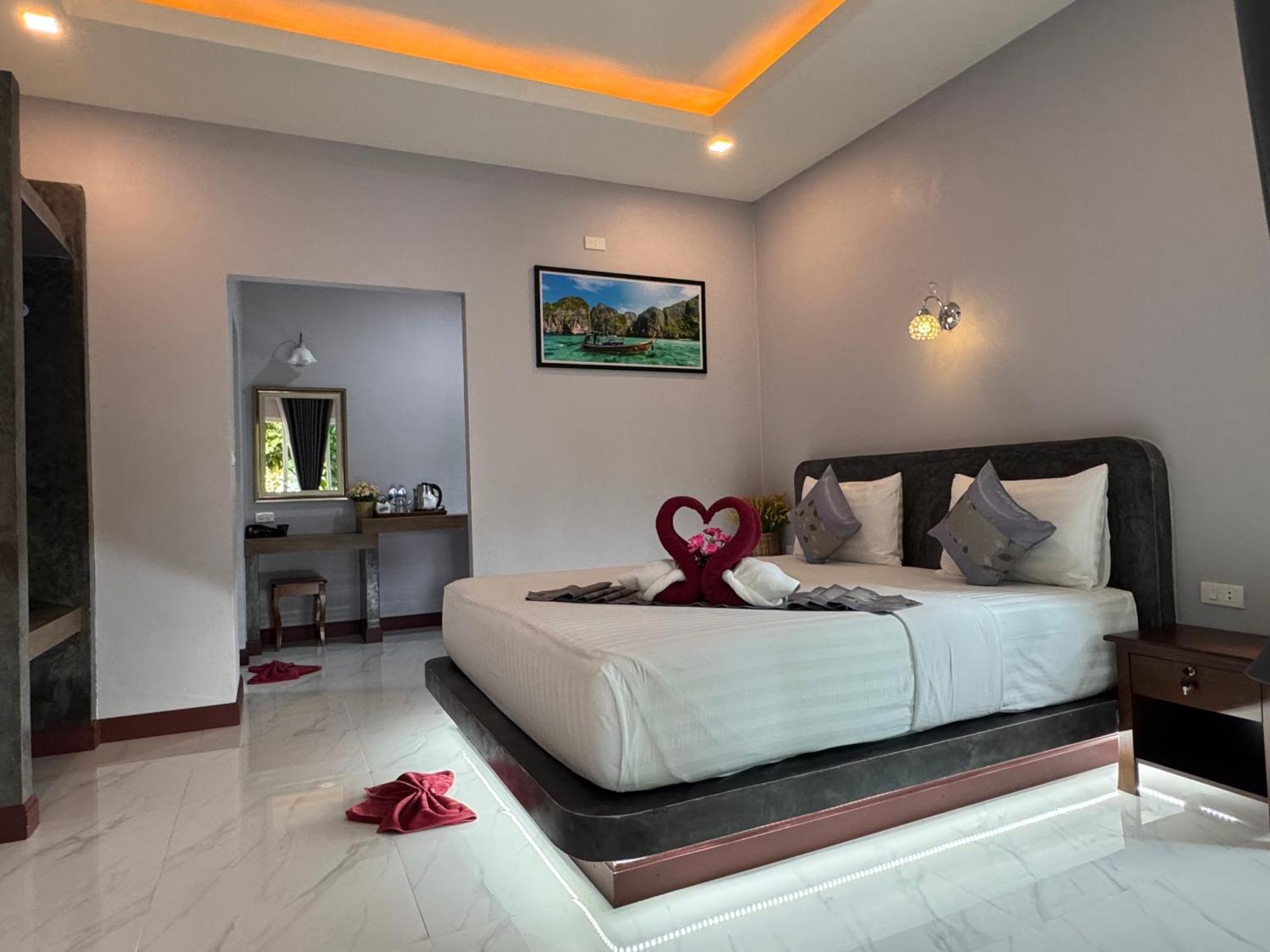 Pana Long Beach Resort - Sha Plus Ko Lanta Extérieur photo